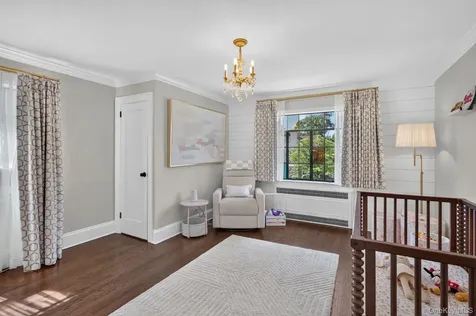 17 Hollywood Court Rockville Centre NY 11570