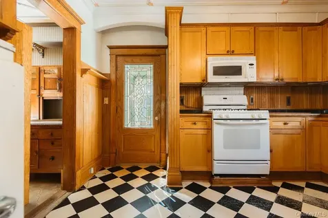 54 Linderman Avenue Kingston NY 12401