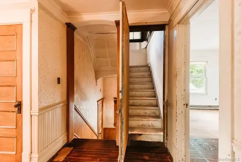 54 Linderman Avenue Kingston NY 12401