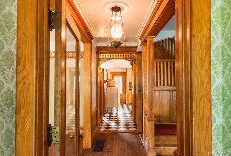 54 Linderman Avenue Kingston NY 12401