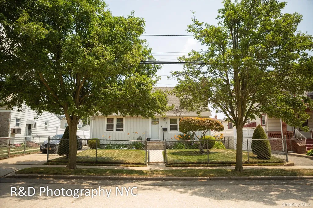 28 Harrison Avenue Freeport NY 11520