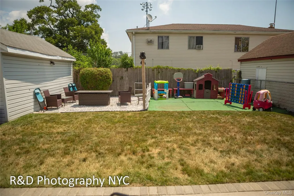 28 Harrison Avenue Freeport NY 11520
