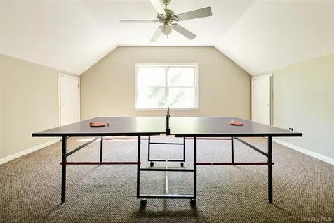 12 Ann Drive Rhinebeck NY 12572