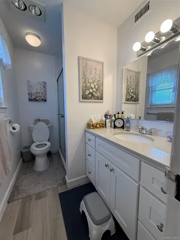 51 Santa Barbara Drive Plainview NY 11803