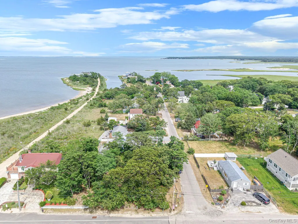296 Longneck Boulevard Flanders NY 11901