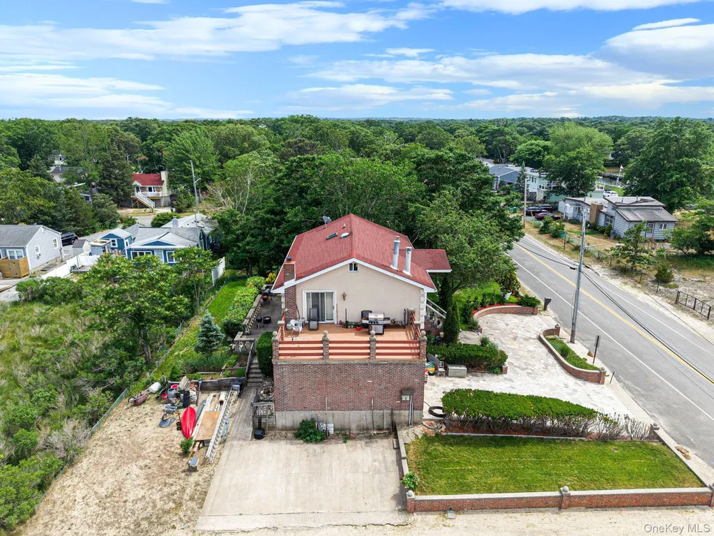 296 Longneck Boulevard Flanders NY 11901