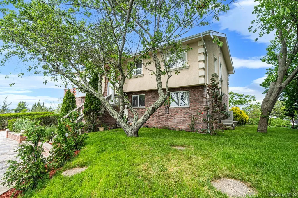 296 Longneck Boulevard Flanders NY 11901