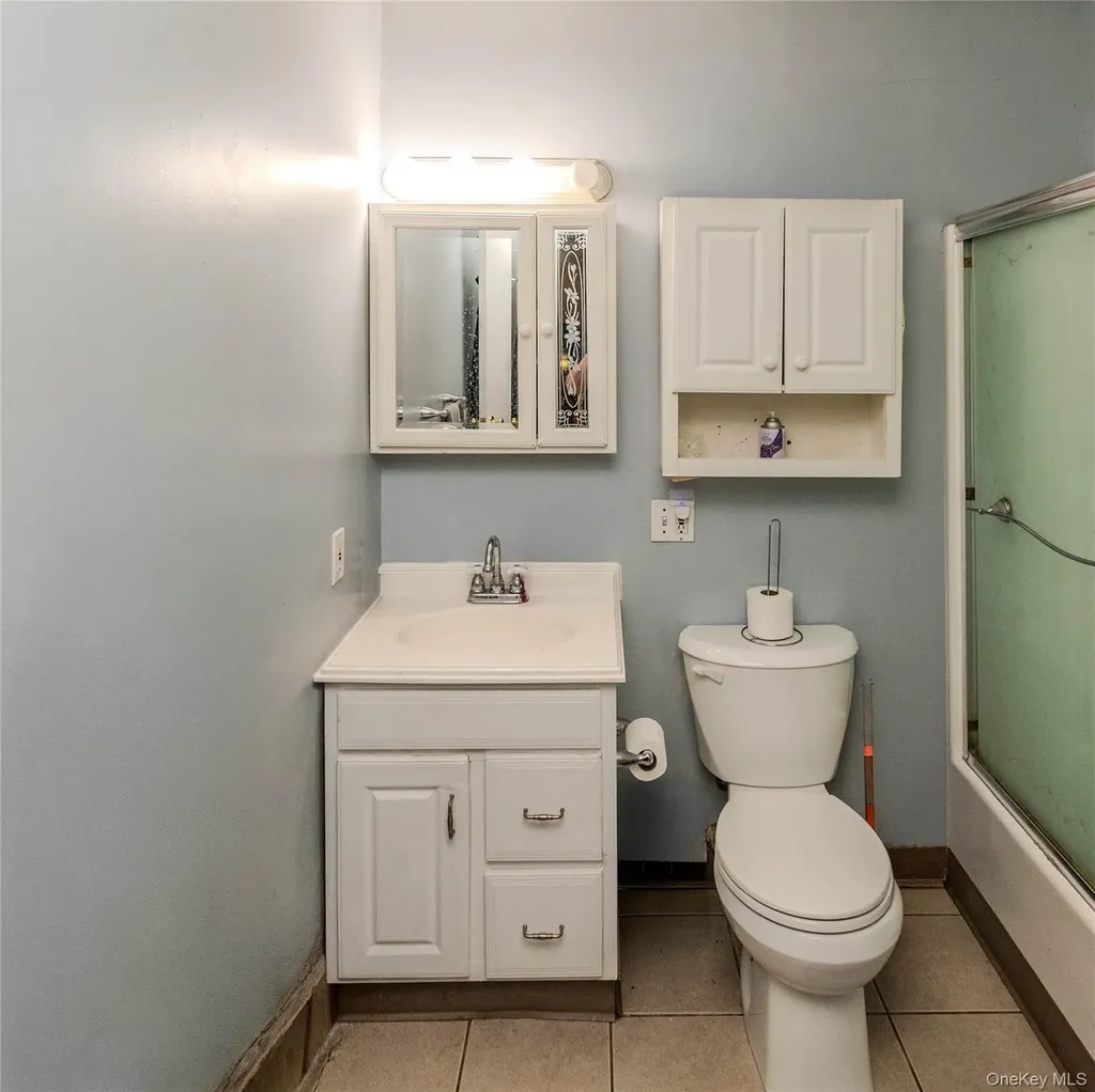 34 Scarborough Lane Wappingers Falls NY 12590