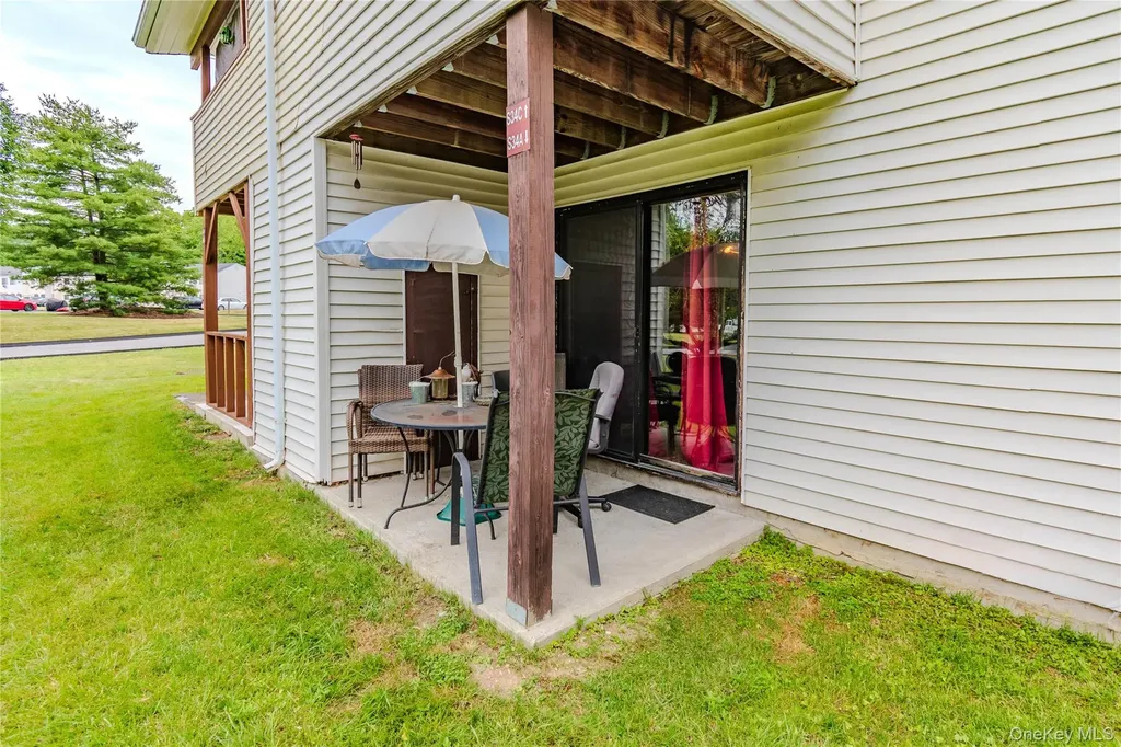 34 Scarborough Lane Wappingers Falls NY 12590