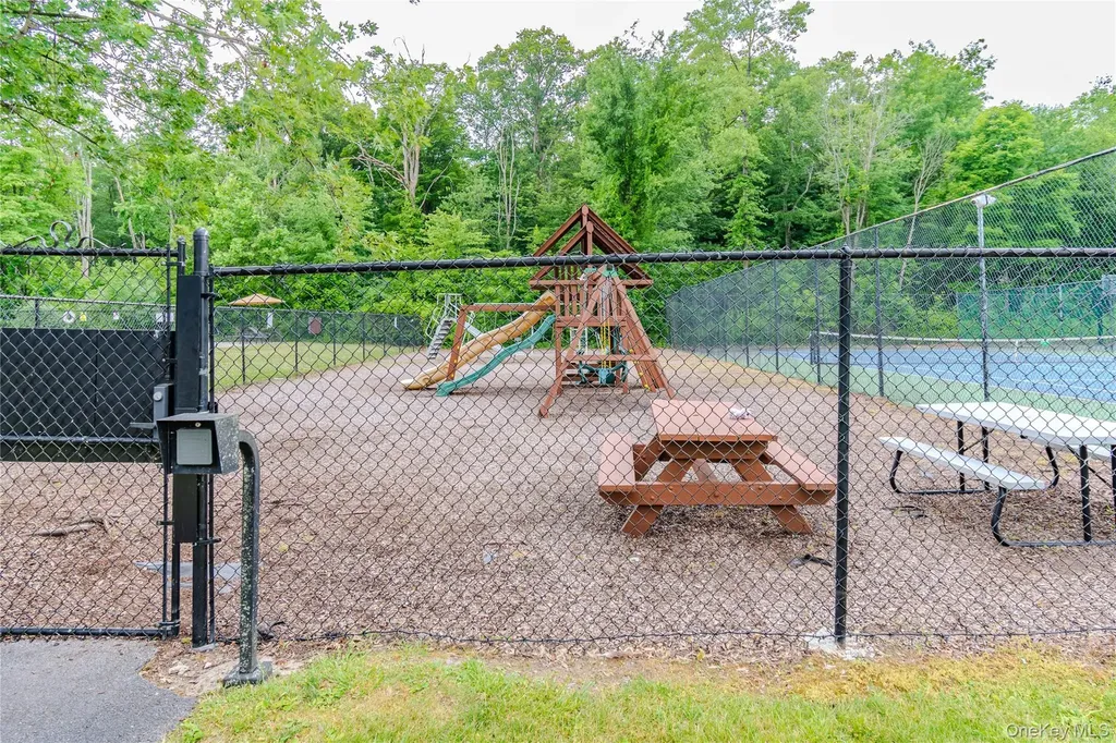 34 Scarborough Lane Wappingers Falls NY 12590