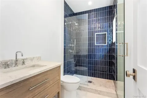 152 South Road Westhampton NY 11977