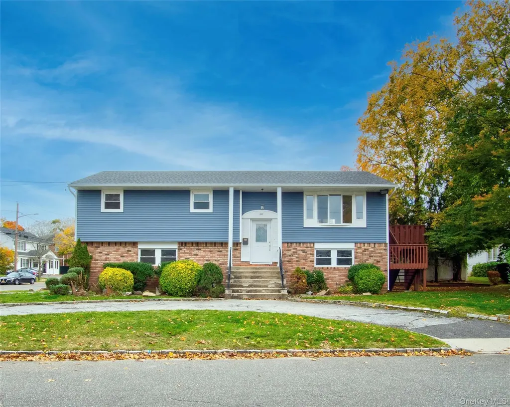 867 Bryant Street Woodmere NY 11598