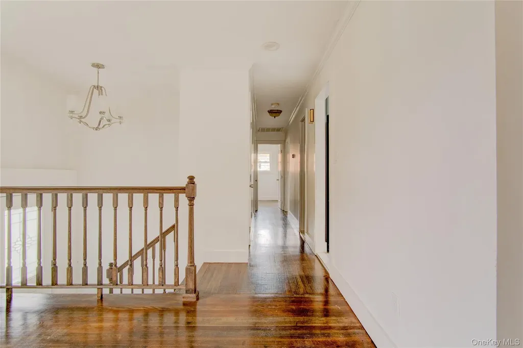 867 Bryant Street Woodmere NY 11598
