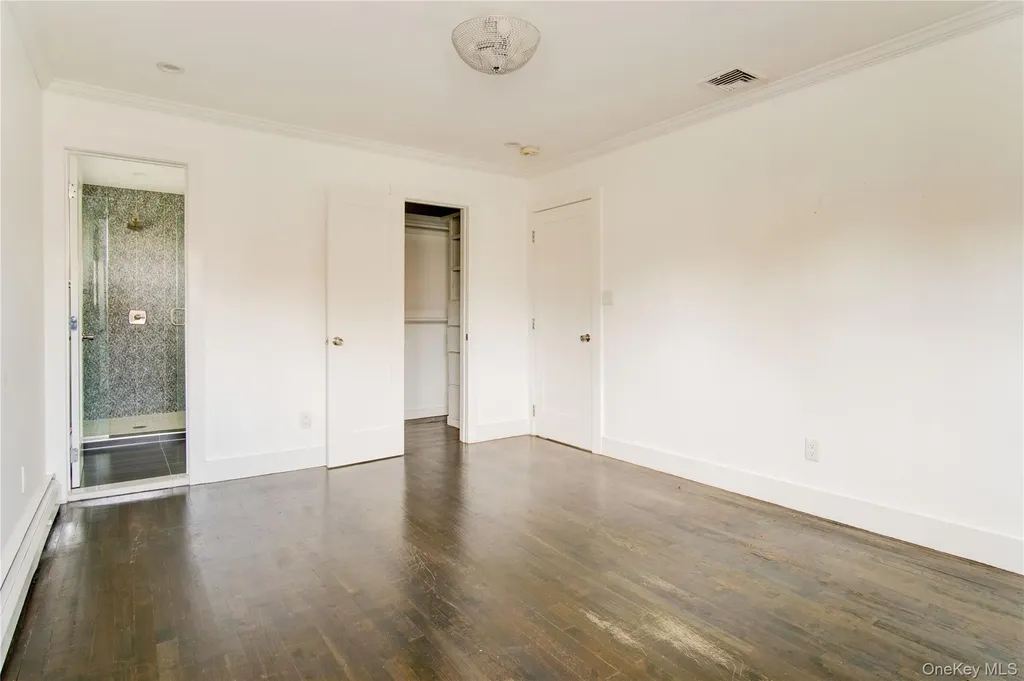 867 Bryant Street Woodmere NY 11598