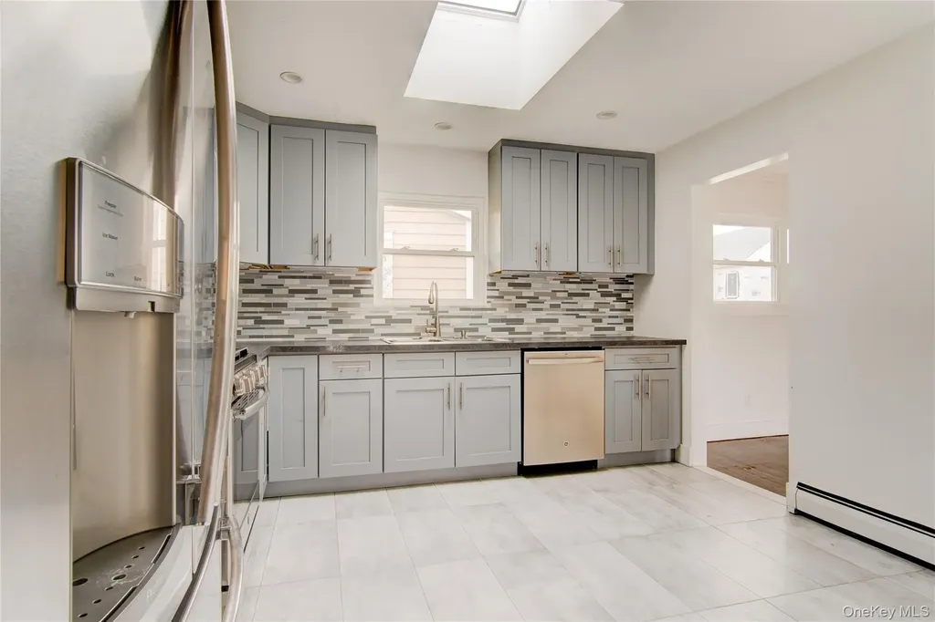 867 Bryant Street Woodmere NY 11598