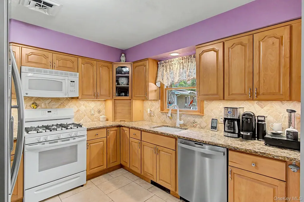 3 Van Wardt Place Tappan NY 10983