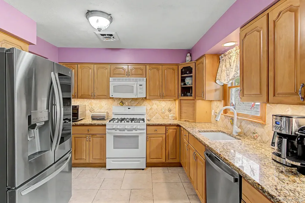 3 Van Wardt Place Tappan NY 10983