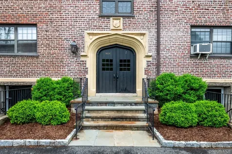 1456 Boston Post Road Larchmont NY 10538