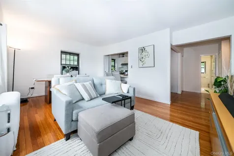 1456 Boston Post Road Larchmont NY 10538