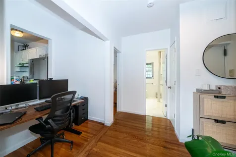 1456 Boston Post Road Larchmont NY 10538
