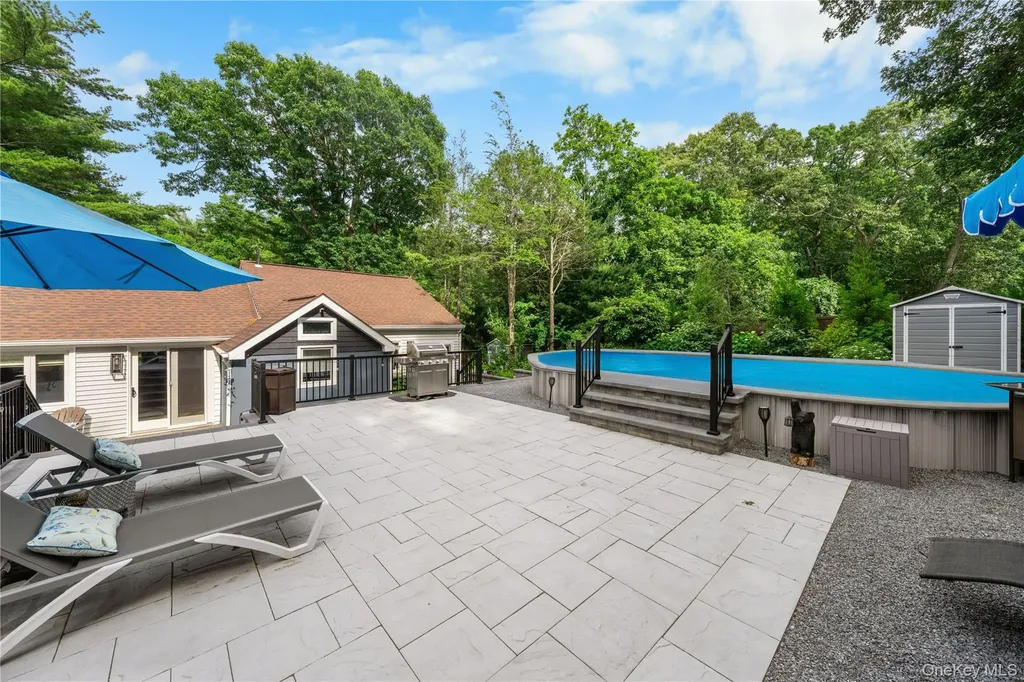 337 N Side Road Wading River NY 11792
