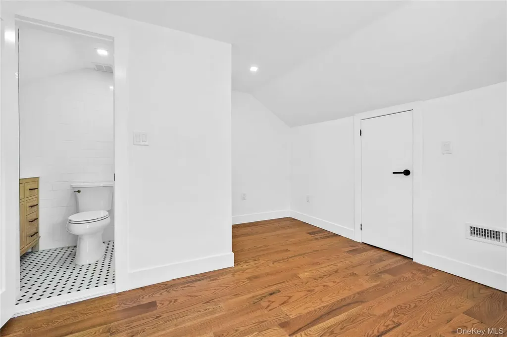1050 E 31st Street Brooklyn NY 11210