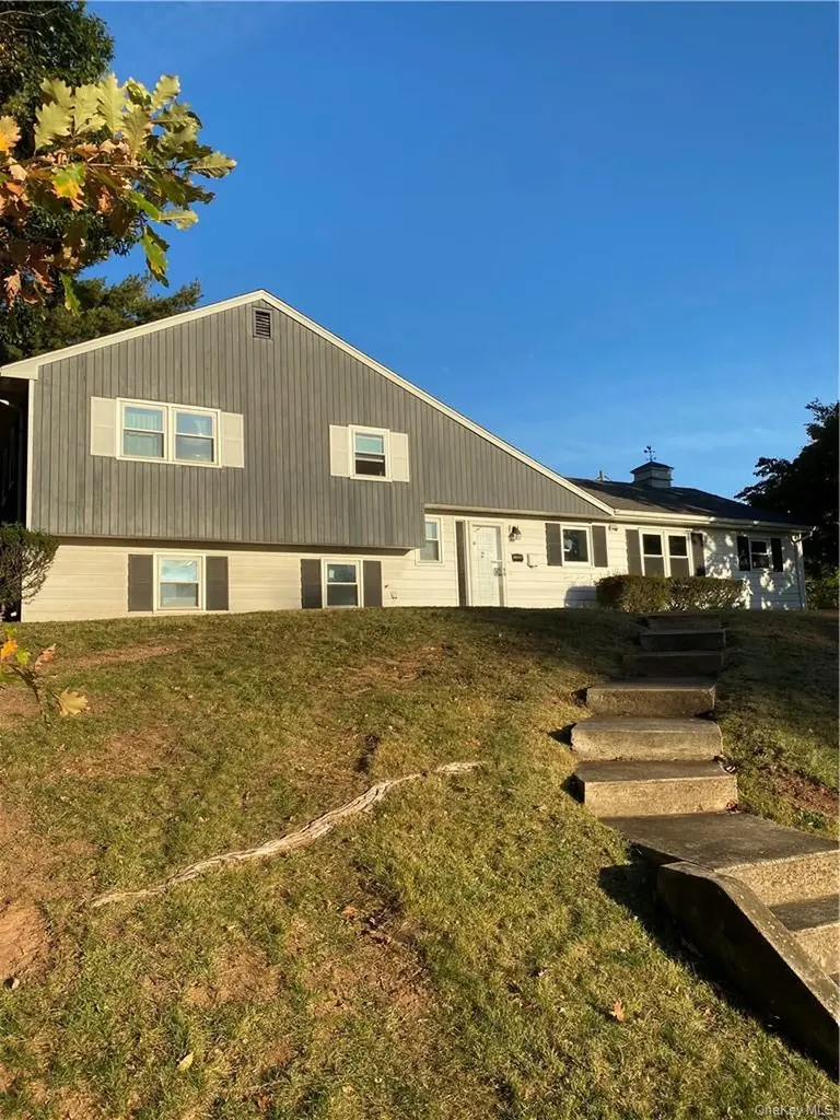 2 Larch Court West Nyack NY 10994