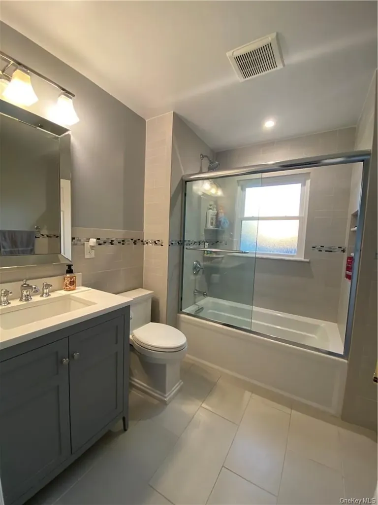 2 Larch Court West Nyack NY 10994