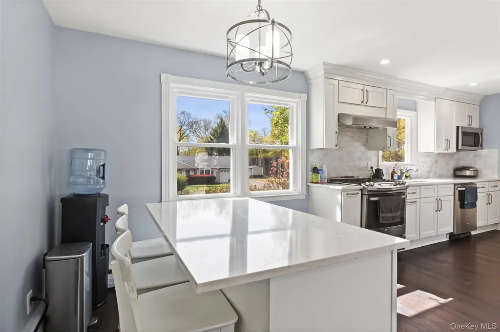 2 Larch Court West Nyack NY 10994