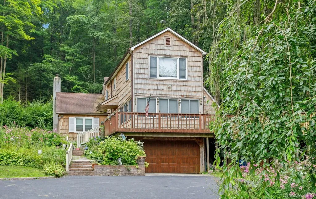 934 Peekskill Hollow Road Carmel NY 10579