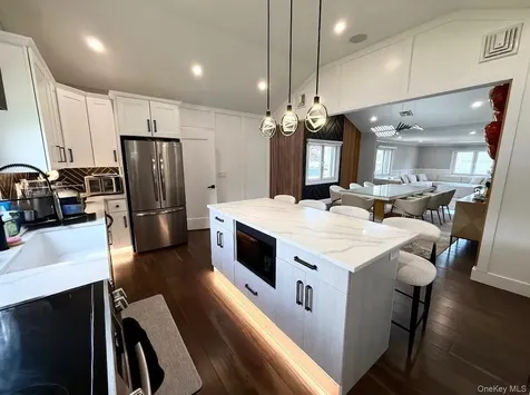 28 Northern Parkway E Plainview NY 11803