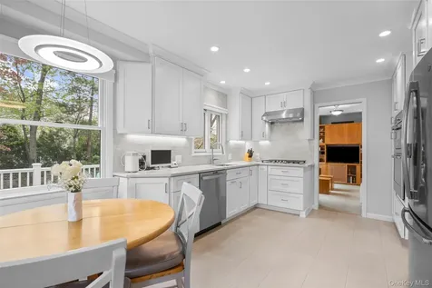 52 Wendt Avenue Larchmont NY 10538