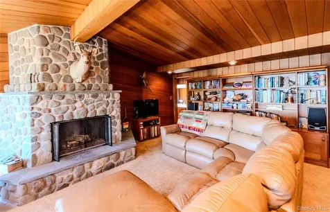 4154 W Shore Drive White Lake NY 12786