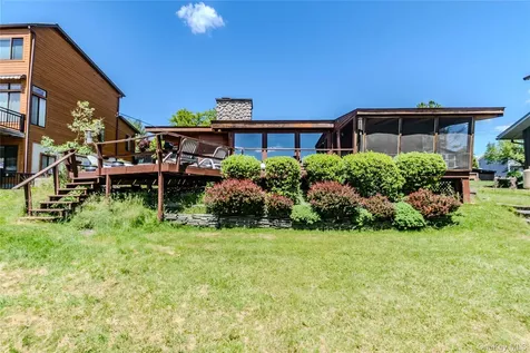 4154 W Shore Drive White Lake NY 12786