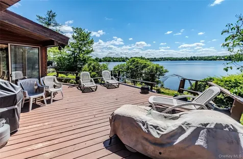 4154 W Shore Drive White Lake NY 12786