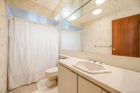 4007 Clark Street Seaford NY 11783