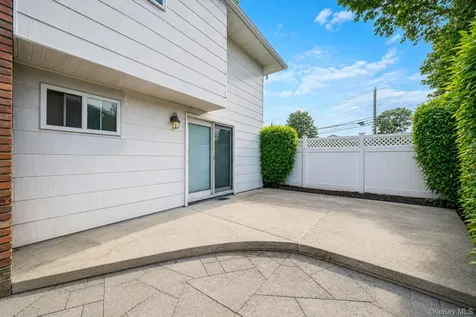 4007 Clark Street Seaford NY 11783