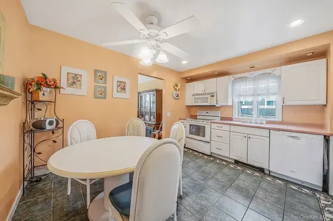4007 Clark Street Seaford NY 11783