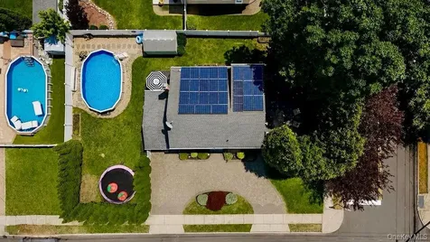26 Cedar Street Farmingdale NY 11735