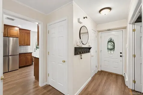 26 Cedar Street Farmingdale NY 11735