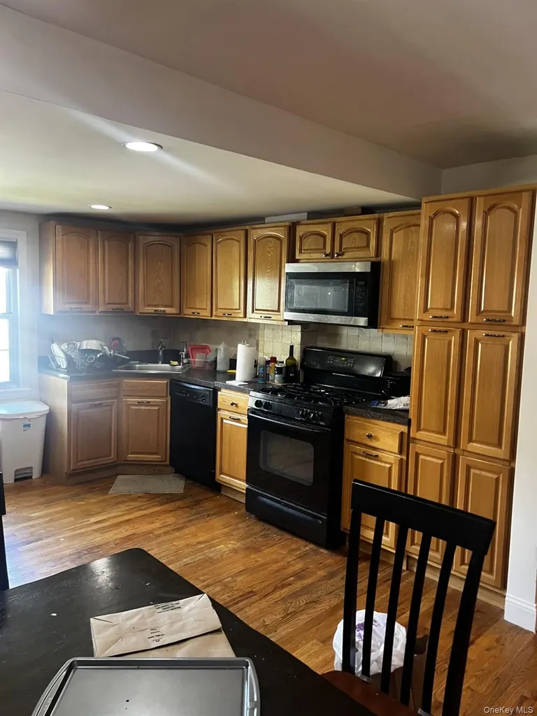 349 County Center Road White Plains NY 10603