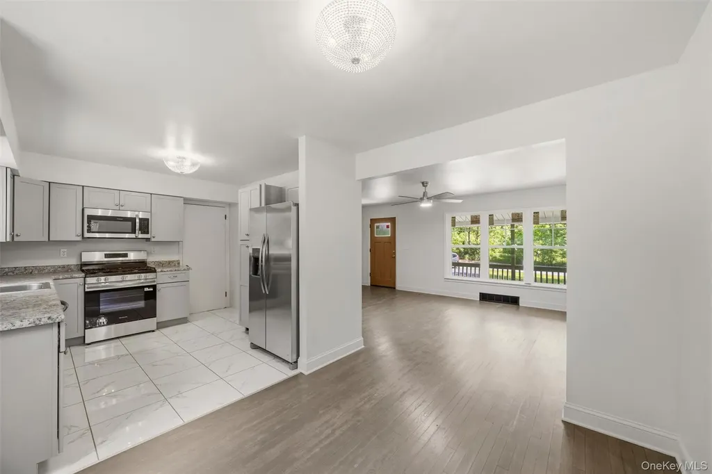 25 Ferrara Drive Middletown NY 10941