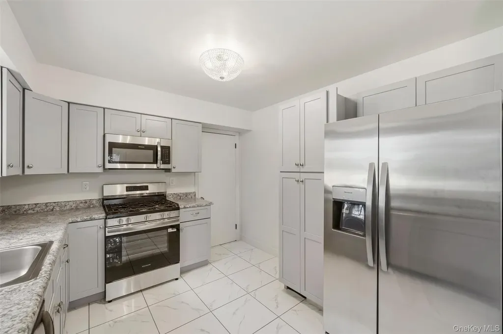 25 Ferrara Drive Middletown NY 10941