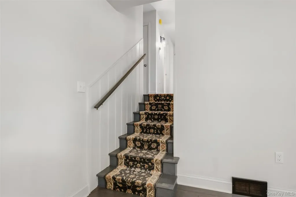 25 Ferrara Drive Middletown NY 10941