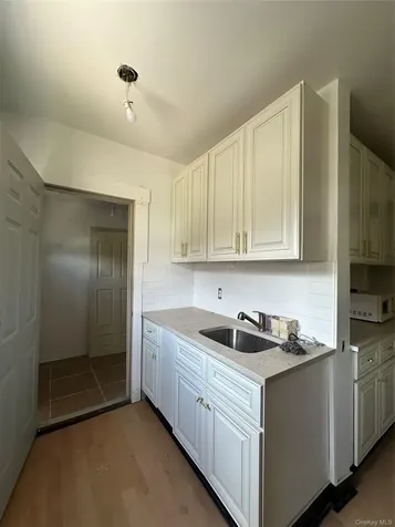 423 Hinman Place Mamaroneck NY 10543