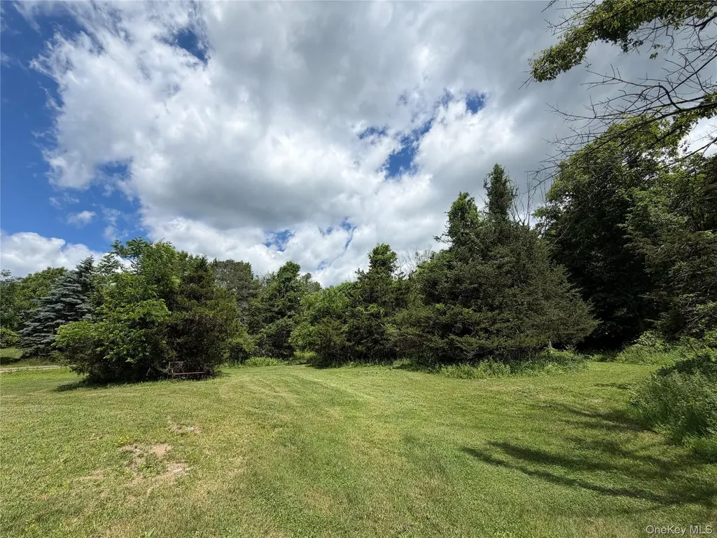 RT-199 Pine Plains NY 12567