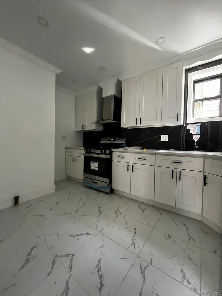 3294 Hull Avenue Bronx NY 10467