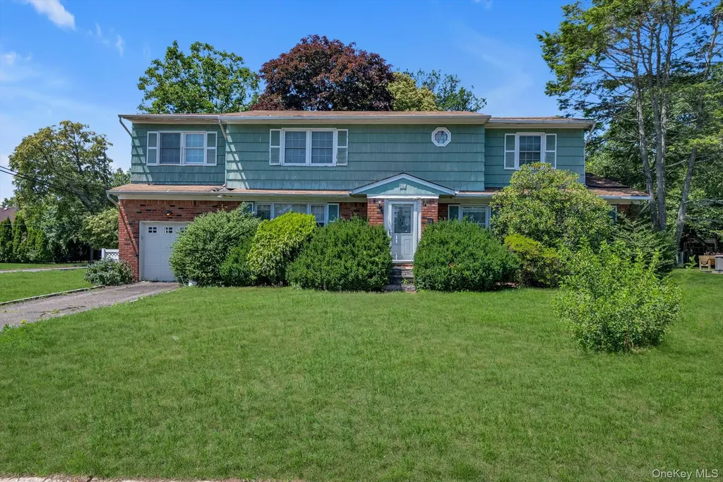 16 22nd Street Jericho NY 11753