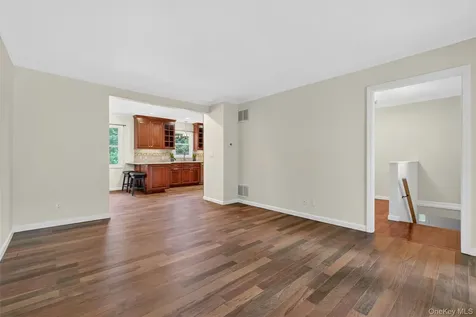 88 Pines Bridge Road Mount Kisco NY 10549