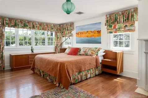 87 Hix Avenue Rye NY 10580